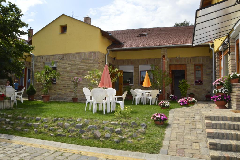 Mediterran Vendeghaz Kecskemét Exterior photo